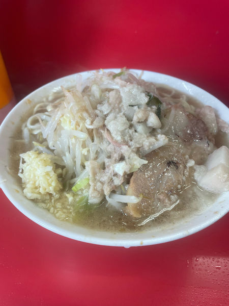 「小　カタメやさいにんにくあぶら」@ラーメン二郎 三田本店の写真