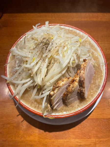 「らーめん(850円)」@らーめん バリ男 大森店の写真