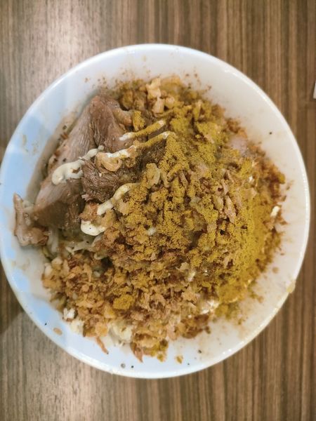 「カレー汁なし300gにんにくあり脂増し　チーズトッピング」@夢を語れ 岐阜の写真