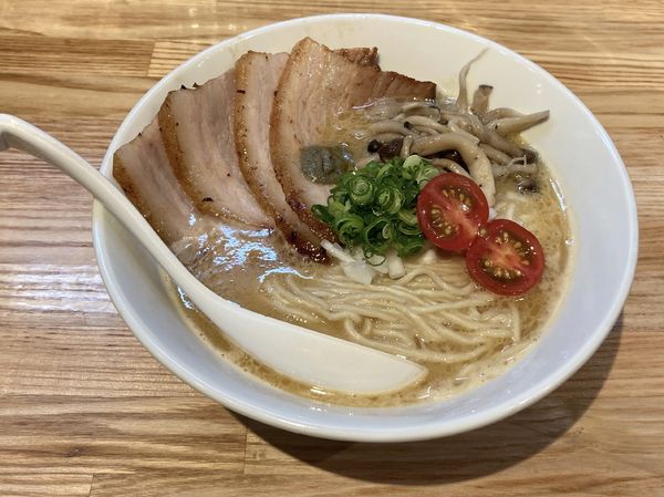 「限定・濃厚蟹白湯そば肉増し」@らーめん 改の写真