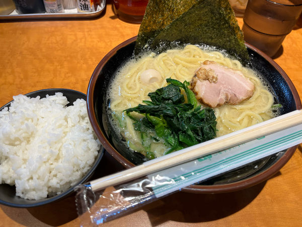 「塩ラーメン【720円】」@横浜家系ラーメン 明豊家 下丸子店の写真