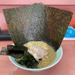 味噌ラーメン(デカ海苔サービス)