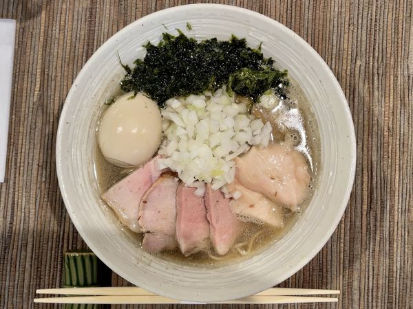 「特製煮干らぁ麺 ＋ 玉ねぎ増し ＋ 味付き替え玉 ＋ 生卵」@麺屋 さくら井の写真