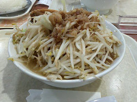 「中ラーメン　アブラマシマシ」@立川マシマシ イオン橋本店の写真