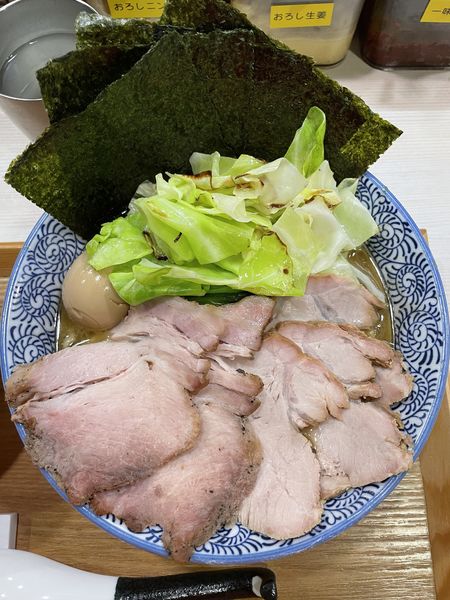 「宮元家系ラーメン(塩)＋中盛＋全部入り＋ライス」@煮干しつけ麺 宮元の写真