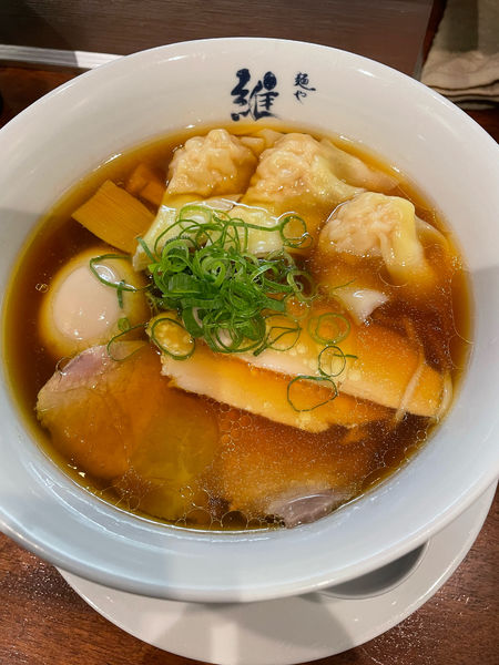 「特醤油らぁ麺」@麺や維新の写真