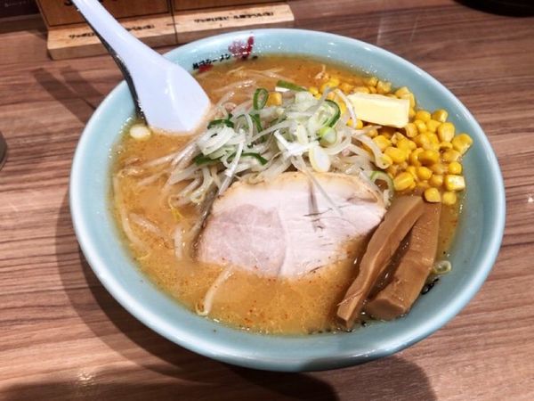 「バターコーンラーメン」@梅光軒 新千歳空港店の写真