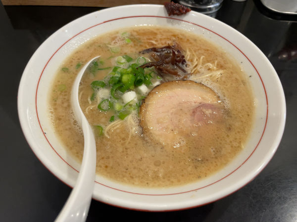 「豚ラーメン」@ラーメンはっせんの写真