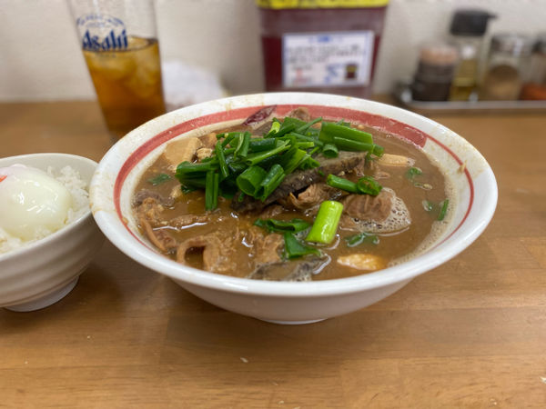 「本日の限定 煮込みブッ掛け」@MENYA 食い味の道有楽の写真