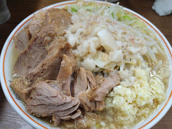 「小ブタ ネギ ニンニクマシ アブラ」@ラーメン二郎 品川店の写真