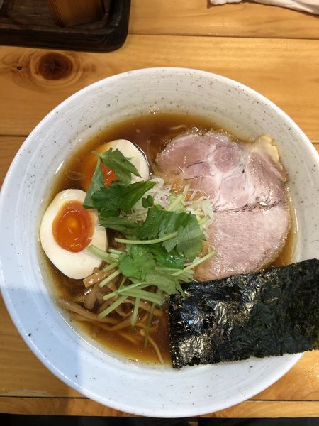 「味玉しょうゆら〜めん(9周年ありがとう特別価格880円)」@麺や そめいよしのの写真