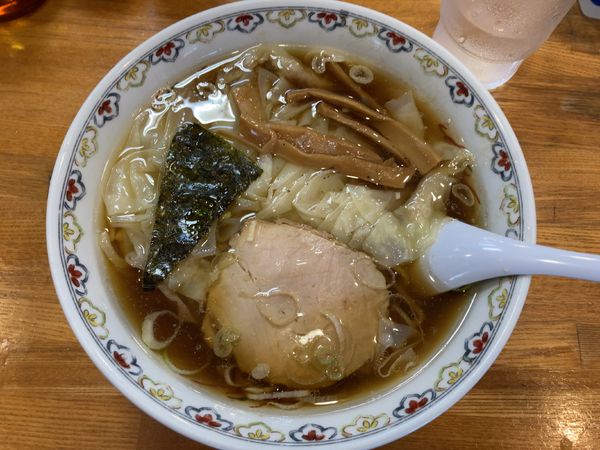 「ワンタン麺」@春木屋 荻窪本店の写真