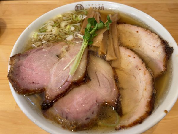 「吊るし焼きちゃーしゅーめん→２種盛りちゃーしゅーめん」@一乃胡の写真