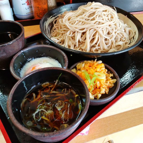 「特もり（￥750）＋温泉玉子（クーポン）」@ゆで太郎 南大井店の写真