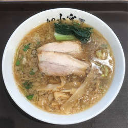 煮干醤油らーめん（800）