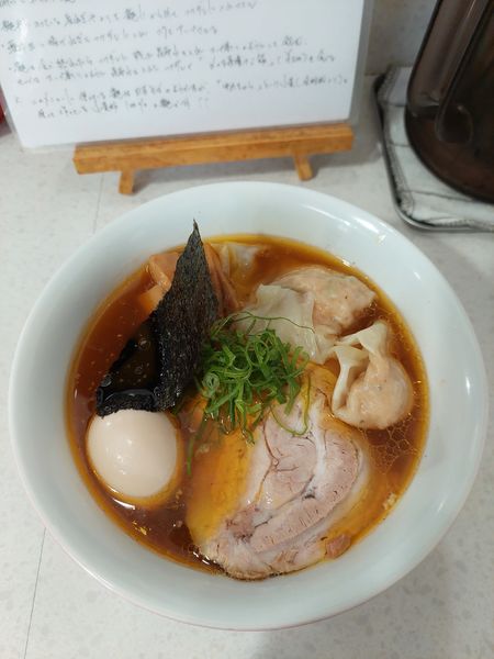 「特製醤油らーめんS」@ラーメン星印の写真