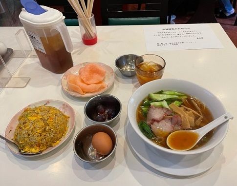 「ラーメン＋半チャーハン　825円。」@喜楽屋の写真