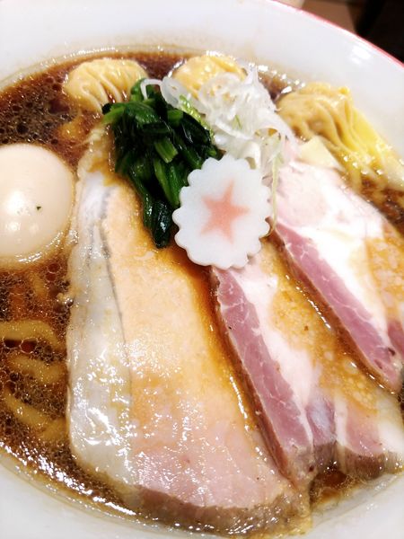 「特製中華そば(大)」@横濱中華そば 上星商店の写真