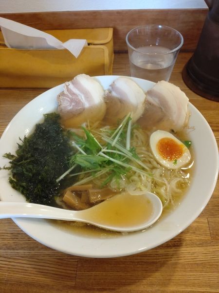 「榎穏らーめん　手打ち麺　大盛」@らーめん榎穏の写真