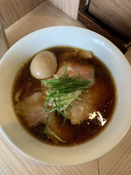 「特製醤油らぁ麺」@中村麺三郎商店の写真