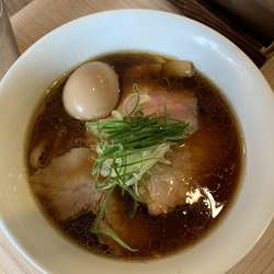 特製醤油らぁ麺