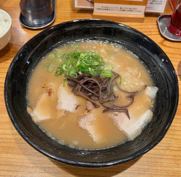 「チャーシューメン（1000円）」@まる豚の写真