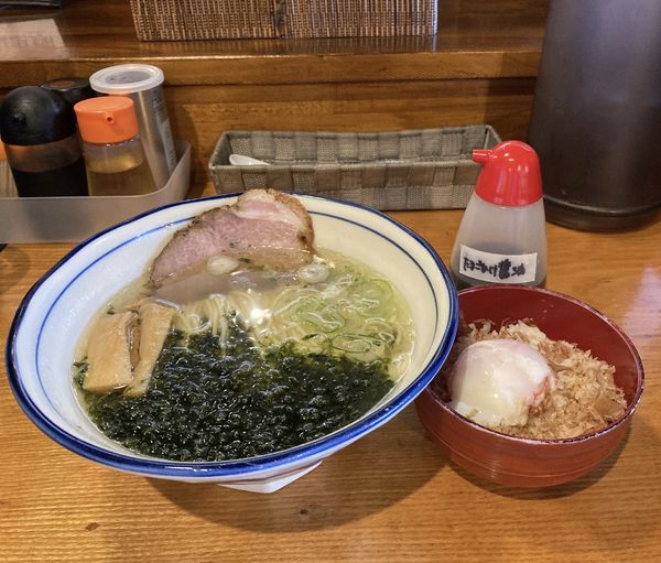 「Cセット（塩らあめん＋節玉子ごはん）＋あおさ」@上州地鶏ラーメン 翔鶴の写真