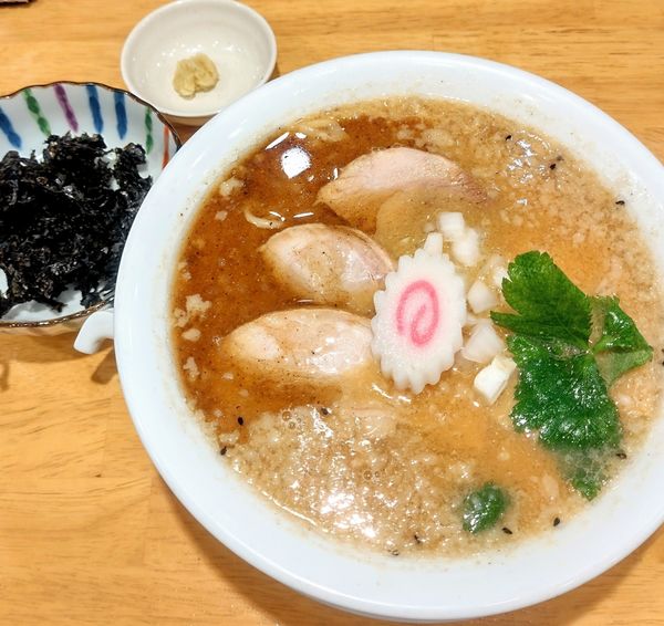 「味噌煮干しそば､岩海苔」@味噌中華そばムタヒロの写真