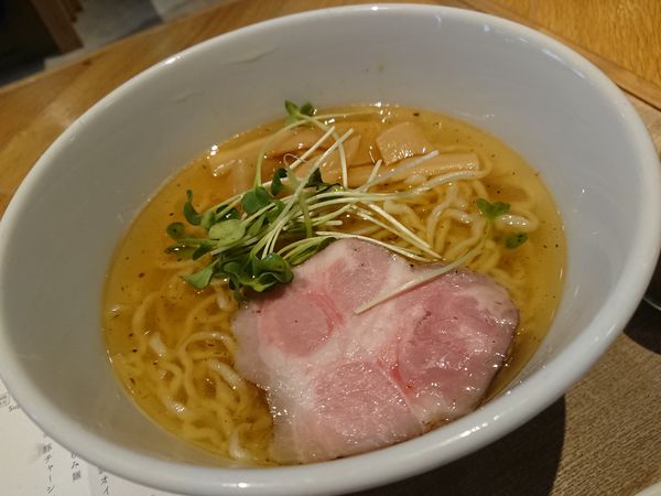 「至高の鰹油鶏清油そば 800円」@Uguisuの写真