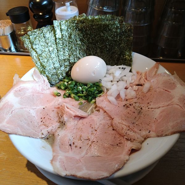 「バカニボ特製（1350円）」@麺屋 まほろ芭の写真