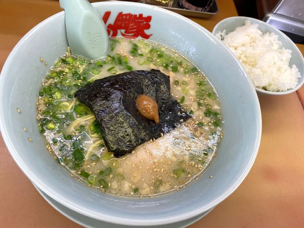 「朝ラーメン490円＋半ライス130円」@ラーメン山岡家 壬生店の写真