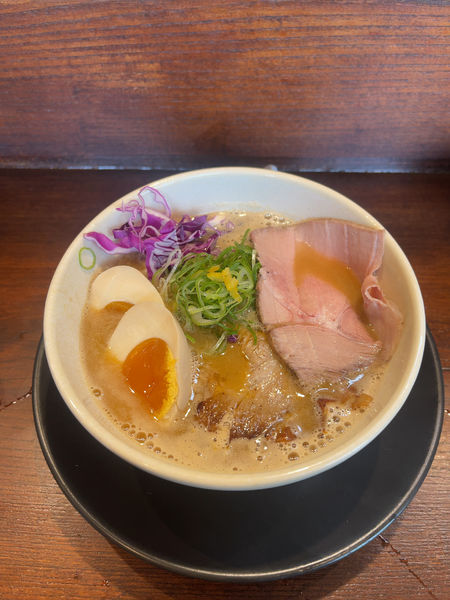 「味玉カニ塩豚骨（950円）」@一望 ICHIBOUの写真