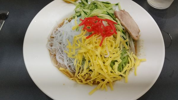 「冷し中華・大盛(¥600)&ラーメン+味玉(¥550+50)」@博多天神 お茶の水店の写真