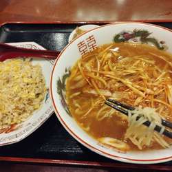 ランチネギそば＋半チャーハン(900)