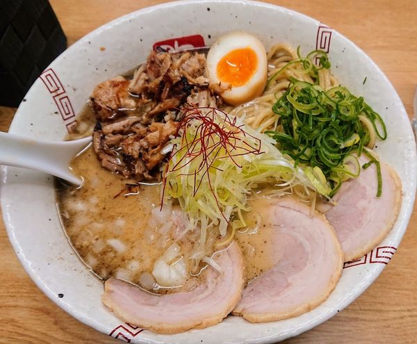 「醤油ちゃーしゅー麺」@らーめん 弥七の写真