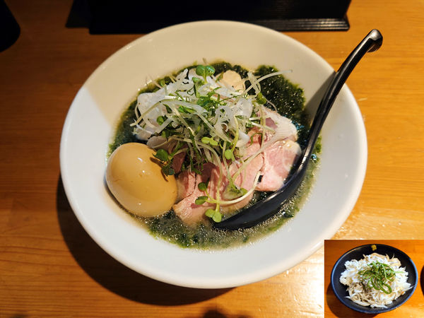 「限定 たっぷり生青のりの冷やし煮干しらーめん」@亀戸煮干中華蕎麦 つきひの写真