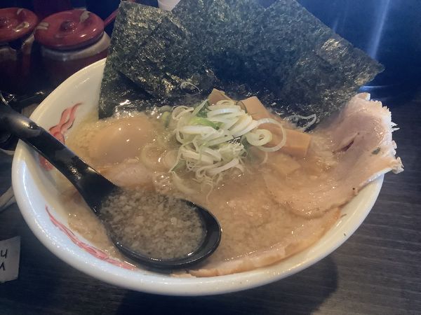 「特製東京背脂醤油ラーメン 1030円」@らーめん 福たけ 桜木本店の写真
