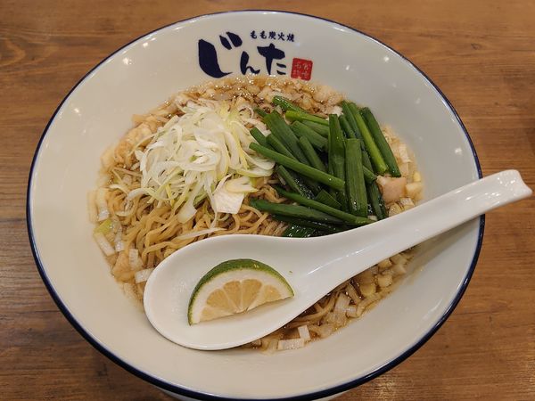 「とり中華そば」@もも炭火焼 じんたの写真