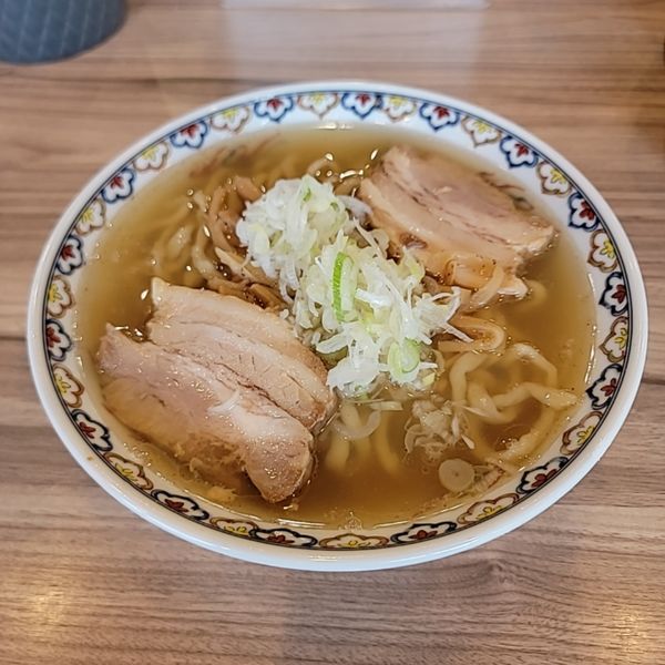 「豚そば」@くじら食堂 nonowa東小金井店の写真