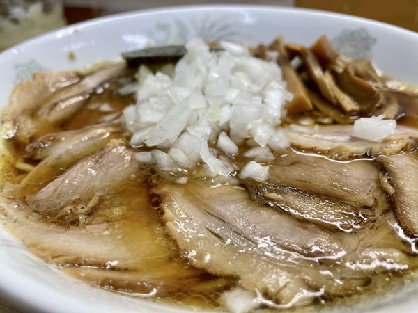 「スーパードライ中瓶＋多満自慢＋メンマ皿→ チャーシューメン」@丸幸の写真