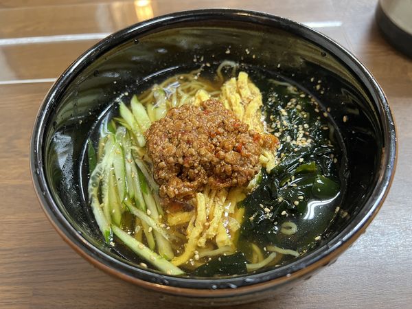 「冷やしタンタンメン 680円+冷やしたぬきそば530円」@東亭の写真