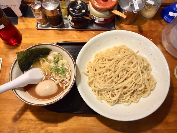 「清湯味玉つけ麺(中)【1050円】」@つけ麺 紅葉の写真