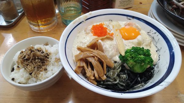 「【6月限定】海老マヨ(汁無し)③生ハムサラダ+雑魚飯」@MENYA 食い味の道有楽の写真