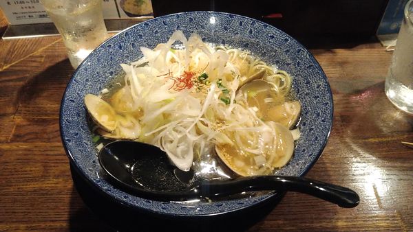「はまぐりラーメン¥1180+スーパードライ+ピリ辛メンマ」@和風楽麺 四代目 ひのでやの写真