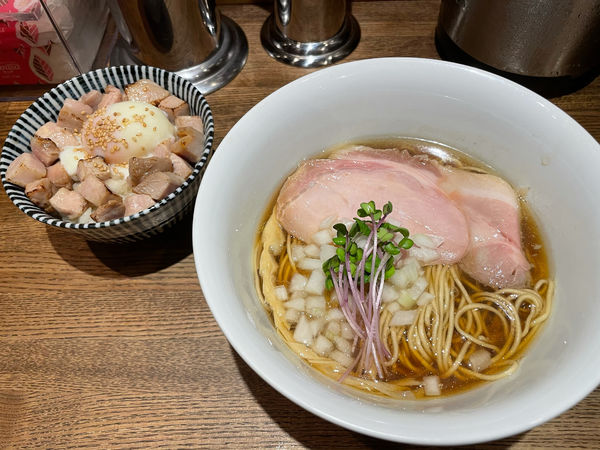 「いりこそば、炙りチャーシュー丼」@中華そば 麺壁九年 本店の写真