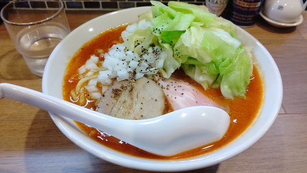 「とまとらーめん850円(太麺)&野菜１００円」@らーめん ニューカッパの写真