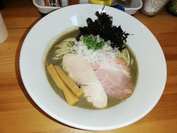 「濃厚煮干らーめん」@煮干らーめん 川むらの写真