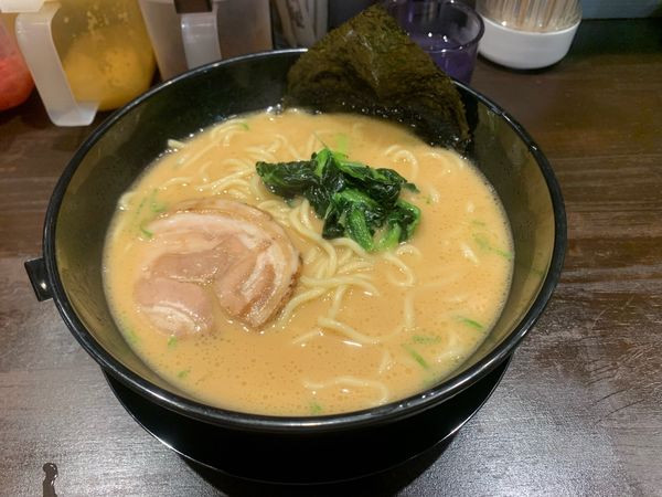 「豚骨ラーメン（醤油）」@博多屋の写真