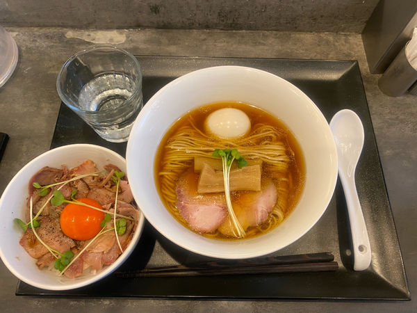 「味玉鶏そば」@らぁ麺 やまぐちの写真