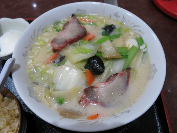 「野菜タン麺？：800円」@大城小厨の写真